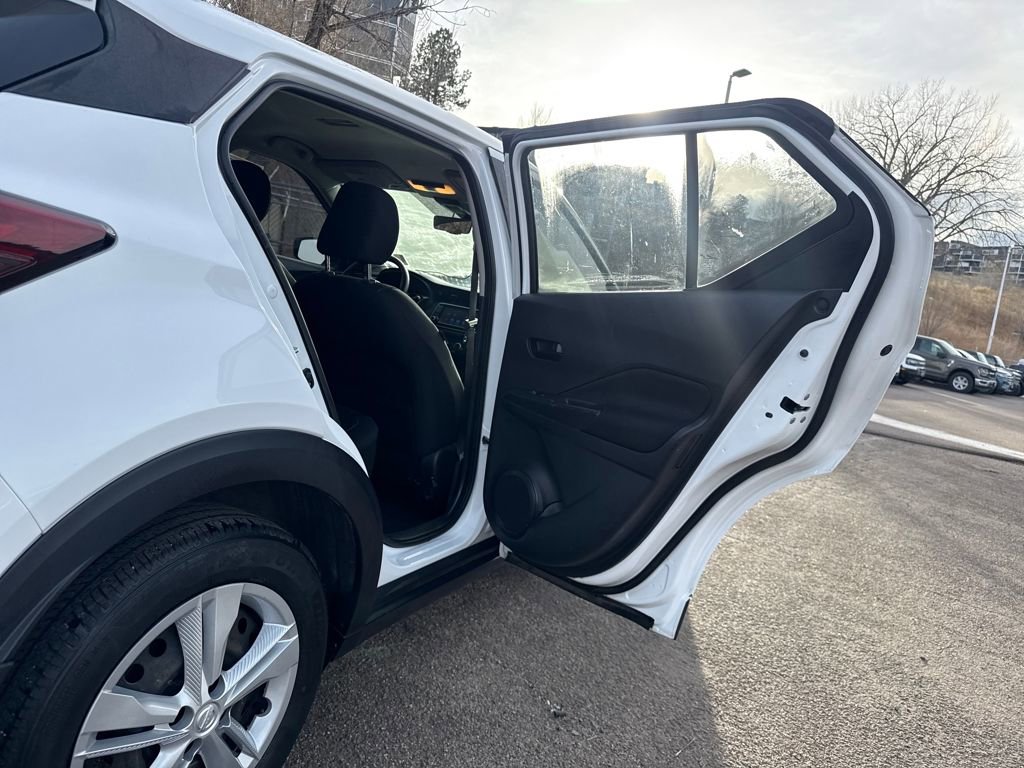 Used 2022 Nissan Kicks S w/ Interior Electronics Package image 18