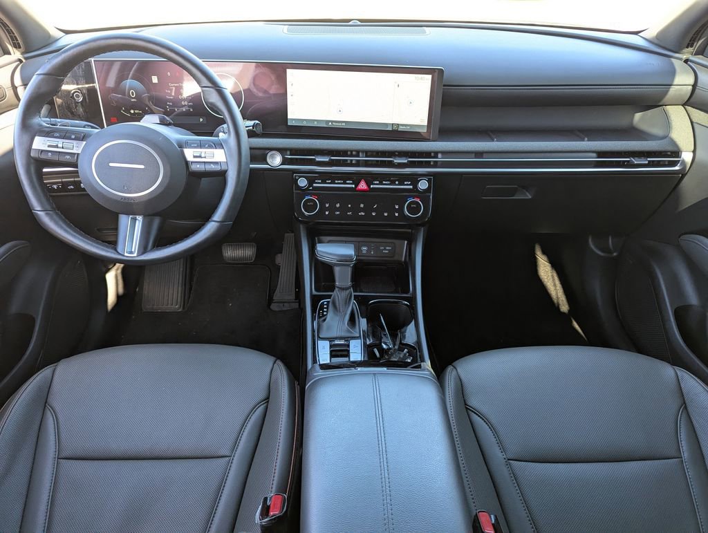 Used 2025 Hyundai Santa Cruz Limited image 9