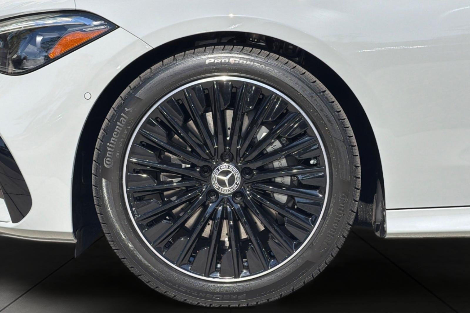 New 2026 Mercedes-Benz CLE 300 4MATIC Coupe image 25