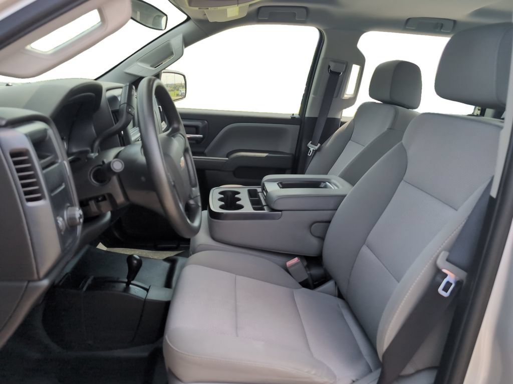 Used 2018 Chevrolet Silverado 2500 W/T AWD/4WD image 8