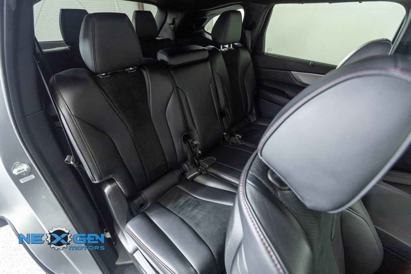 Used 2023 Acura MDX A-Spec AWD/4WD image 40