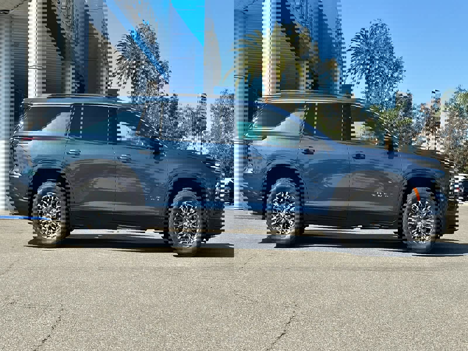 New 2026 Chevrolet Traverse LT w/ Enhanced Driving Package image 6
