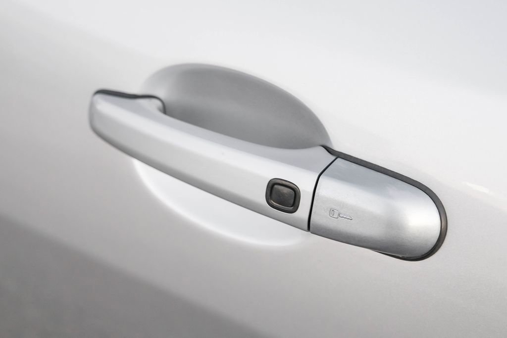 Used 2010 Jaguar XK Convertible image 37