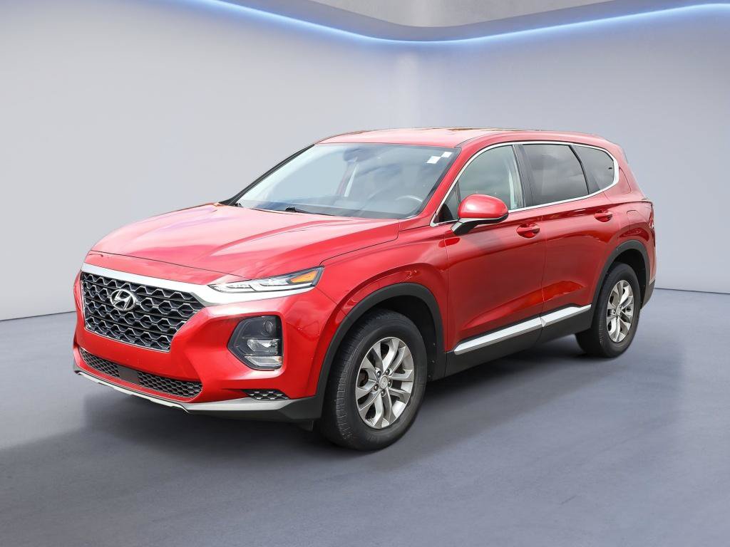 Used 2020 Hyundai Santa Fe SE FWD image 2