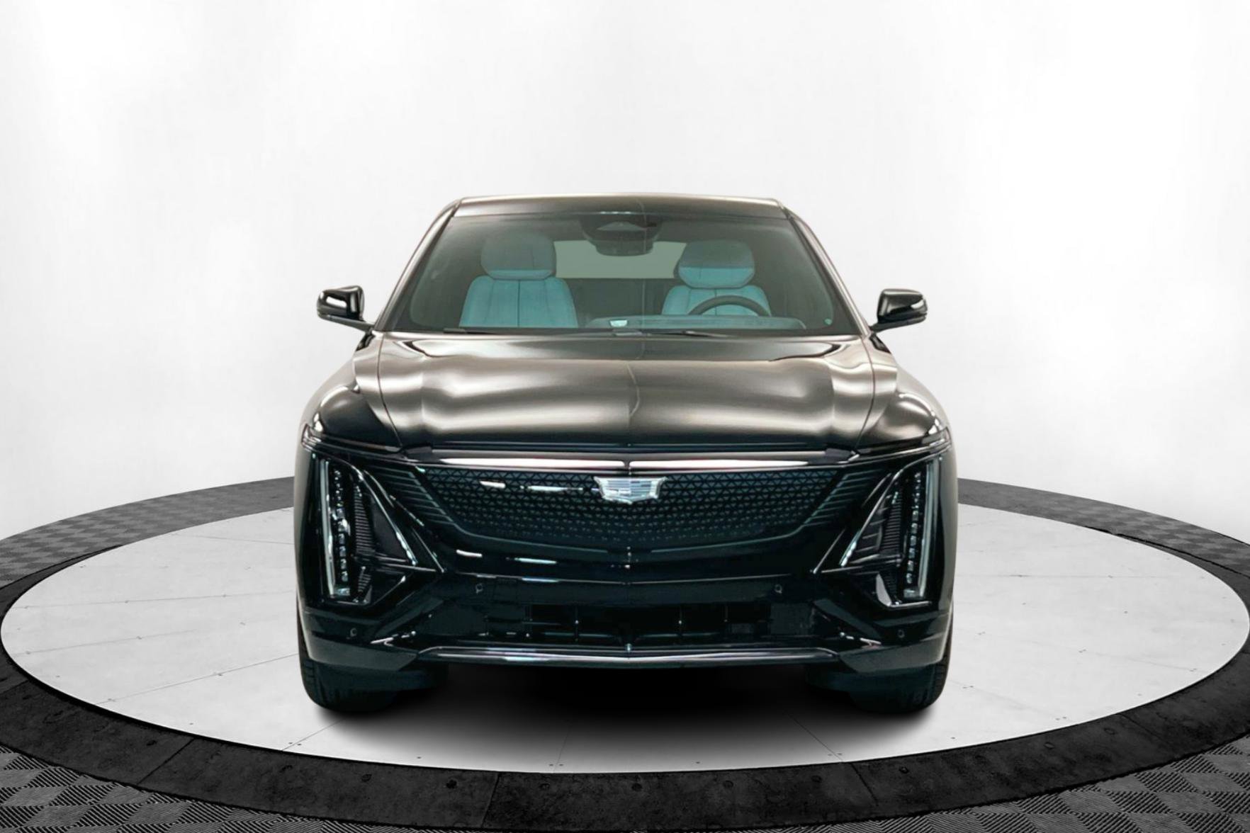New 2025 Cadillac Lyriq Sport w/ LPO, Floor Liner Package AWD/4WD image 9