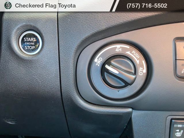 Used 2023 Nissan Frontier PRO-4X w/ Pro-4X Premium Package image 18