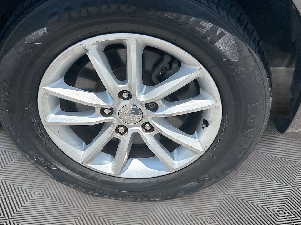 Used 2020 Dodge Grand Caravan SXT FWD image 33