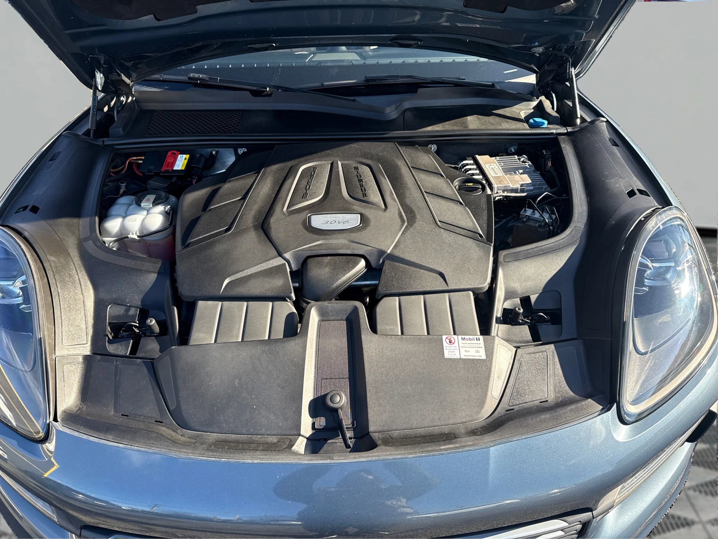 Used 2019 Porsche Cayenne image 11