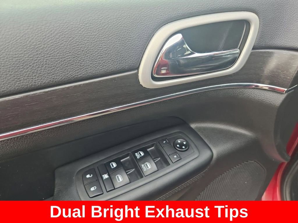 Used 2018 Jeep Grand Cherokee Limited image 13