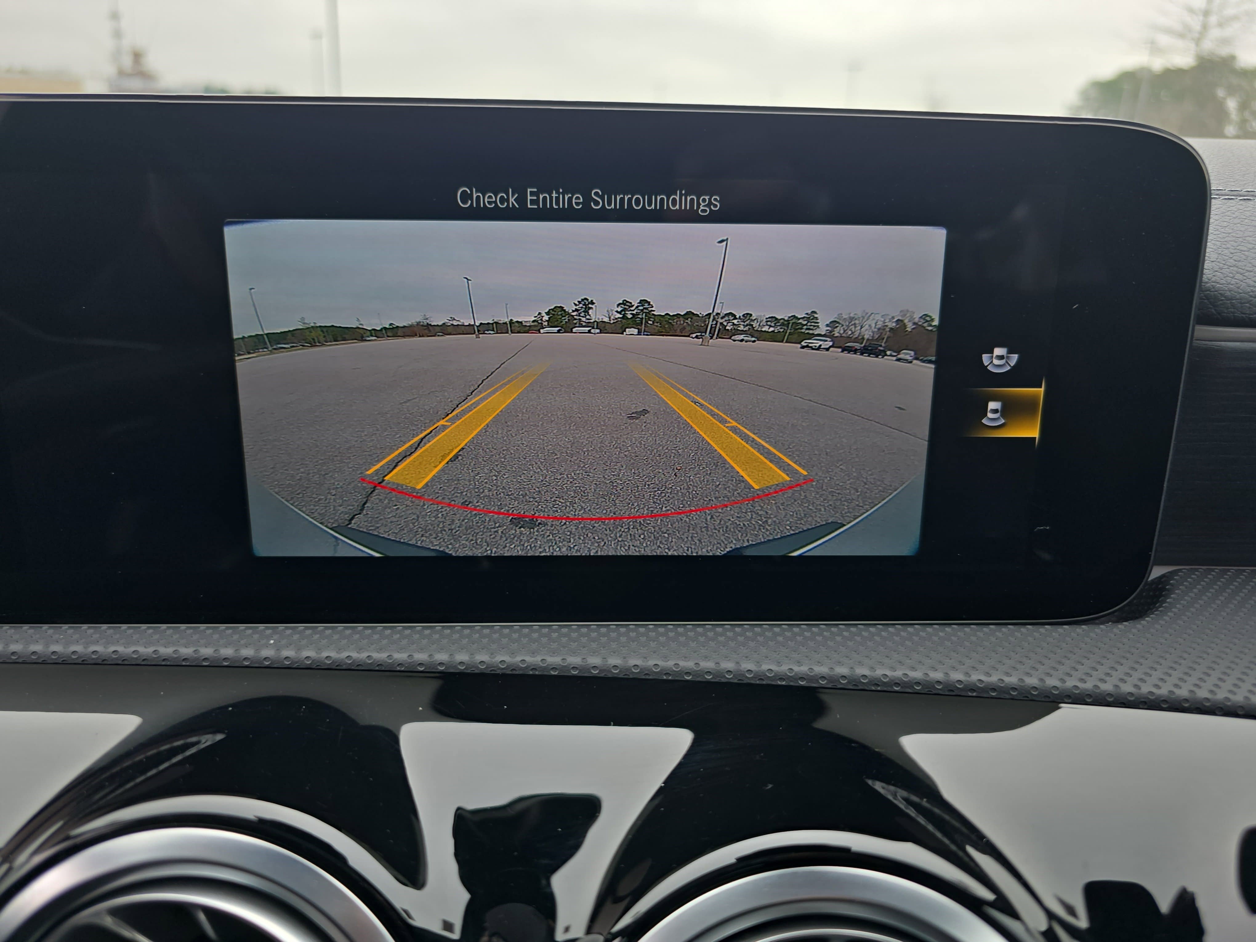 Used 2023 Mercedes-Benz CLA 250 4MATIC w/ Premium Package image 24