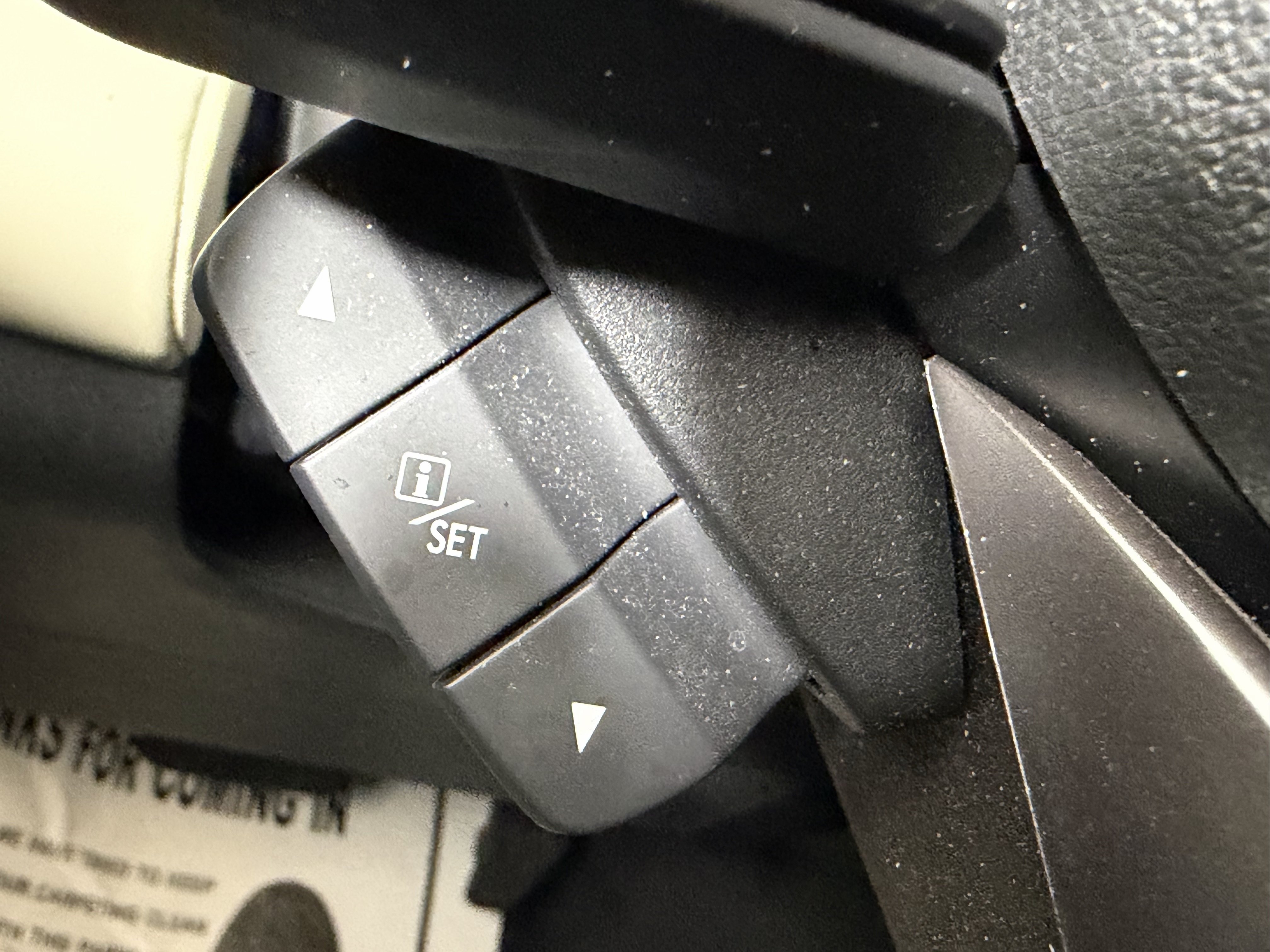 Used 2022 Subaru Ascent Touring AWD/4WD image 39
