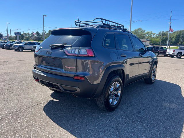 Used 2019 Jeep Cherokee Trailhawk w/ Cold Weather Group AWD/4WD image 4