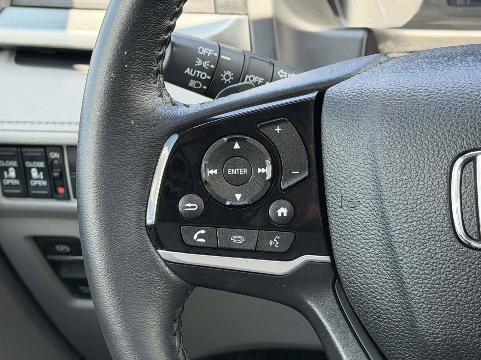 Used 2019 Honda Odyssey EX-L image 17