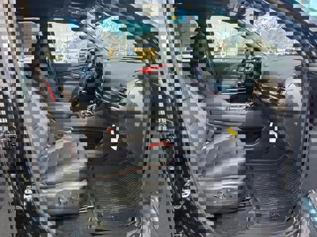 New 2026 Chevrolet Traverse RS w/ LPO, Floor Liner Package image 17