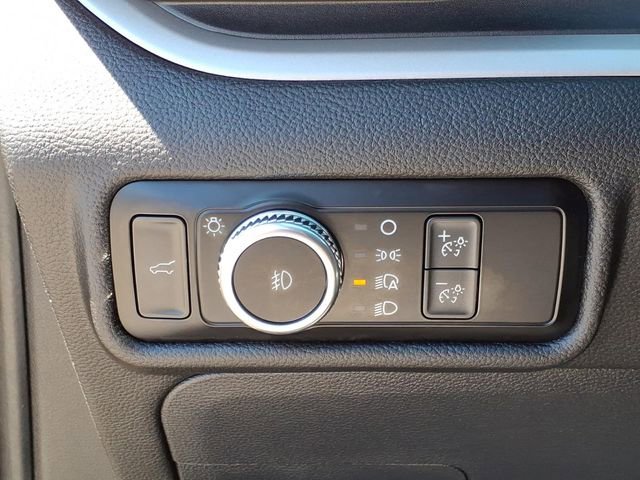 Used 2022 Ford Explorer XLT w/ Equipment Group 202A AWD/4WD image 19