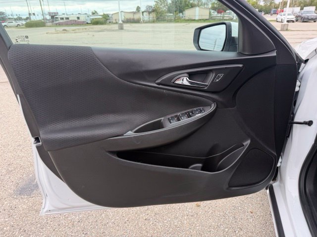 Used 2024 Chevrolet Malibu LT FWD image 15