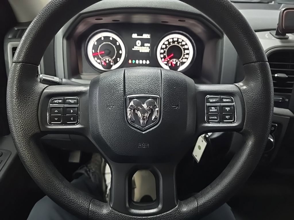 Used 2016 RAM 1500 Tradesman w/ Chrome Appearance Group AWD/4WD image 18