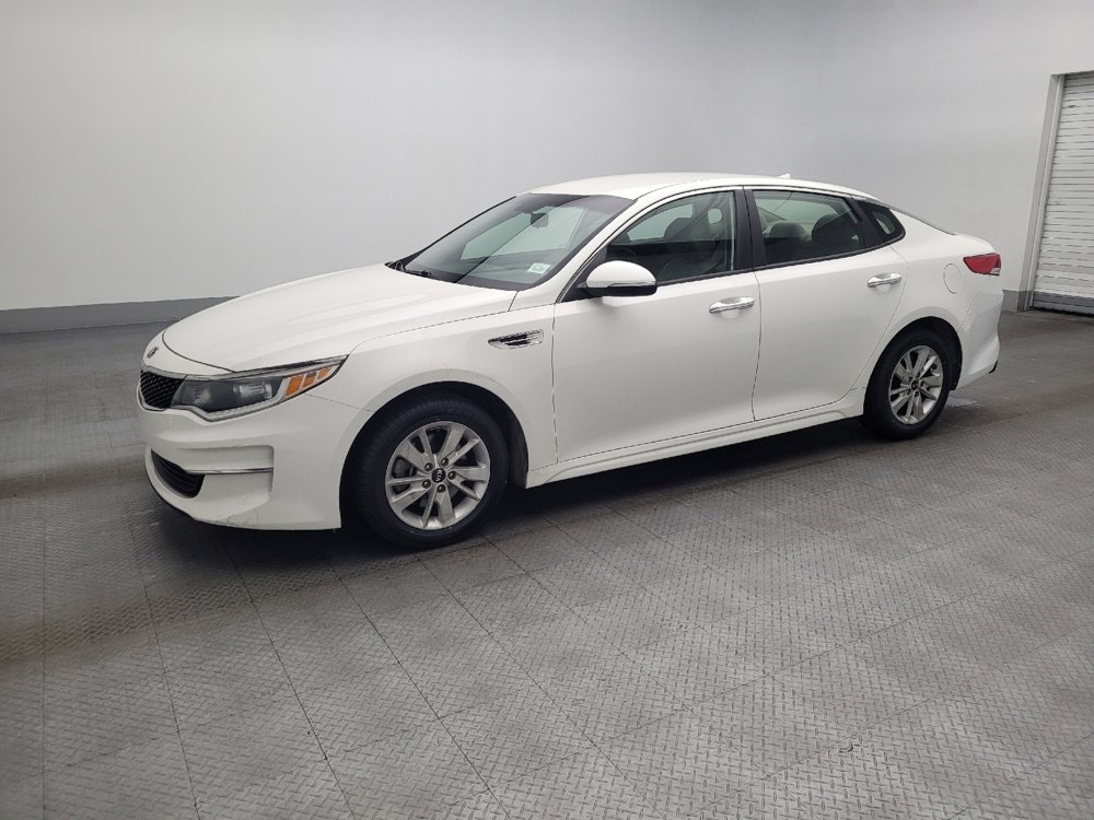 Used 2016 Kia Optima LX image 2