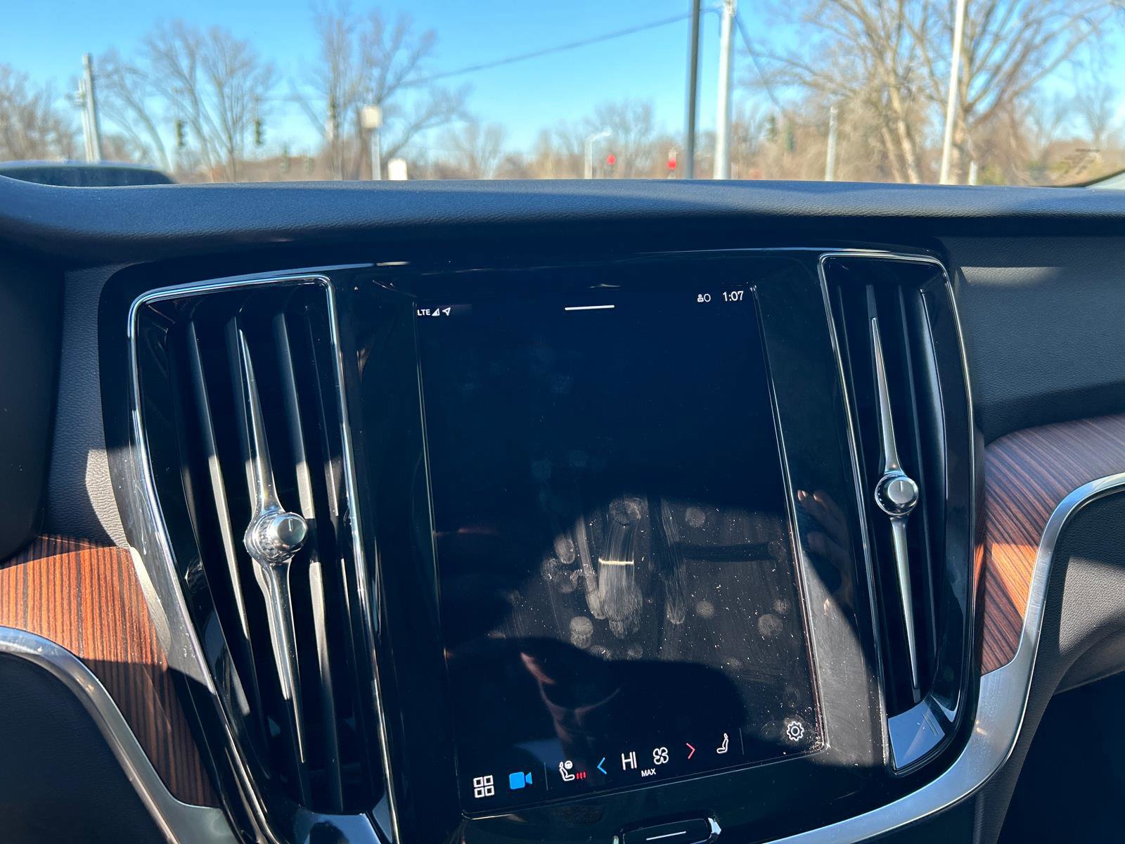 Used 2025 Volvo V60 B5 Cross Country Plus image 16