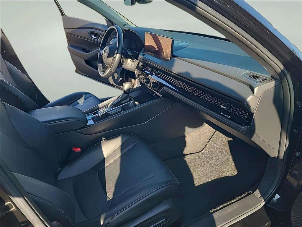 Used 2023 Honda Accord EX-L image 26