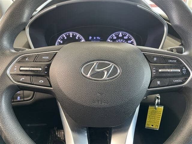 Used 2019 Hyundai Santa Fe SE AWD/4WD image 16