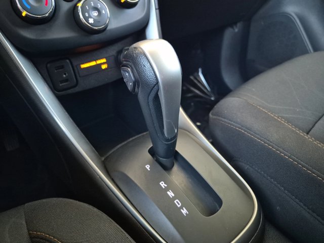 Used 2018 Chevrolet Trax LT FWD image 12