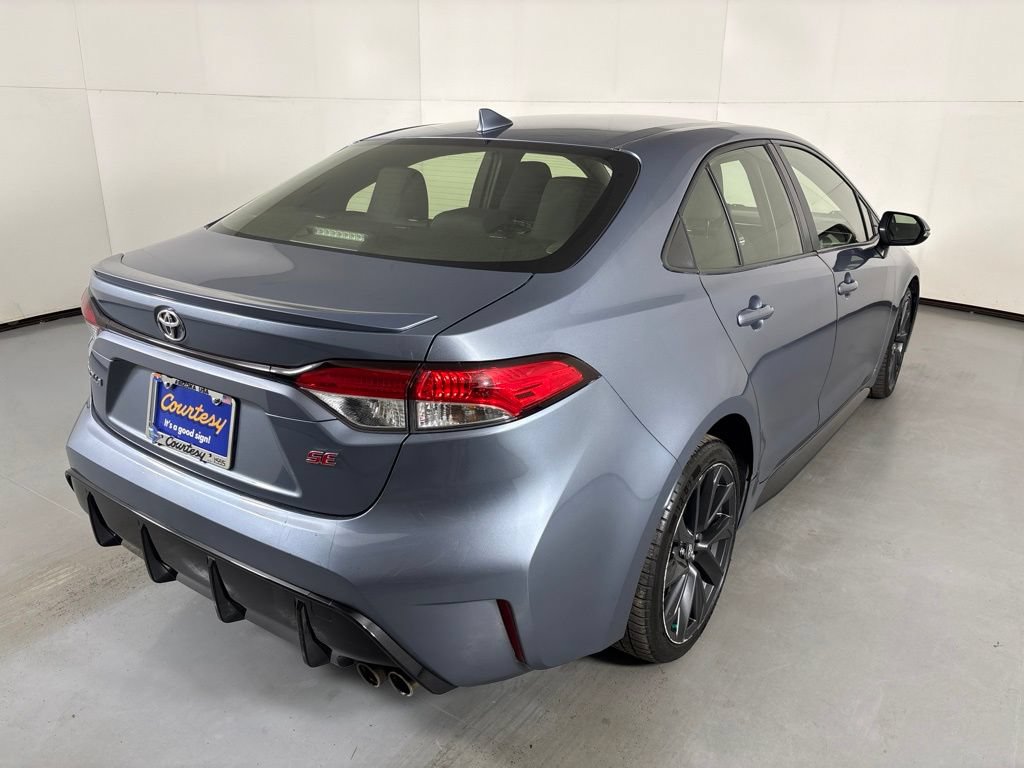 Used 2024 Toyota Corolla SE w/ SE Premium Package FWD image 10