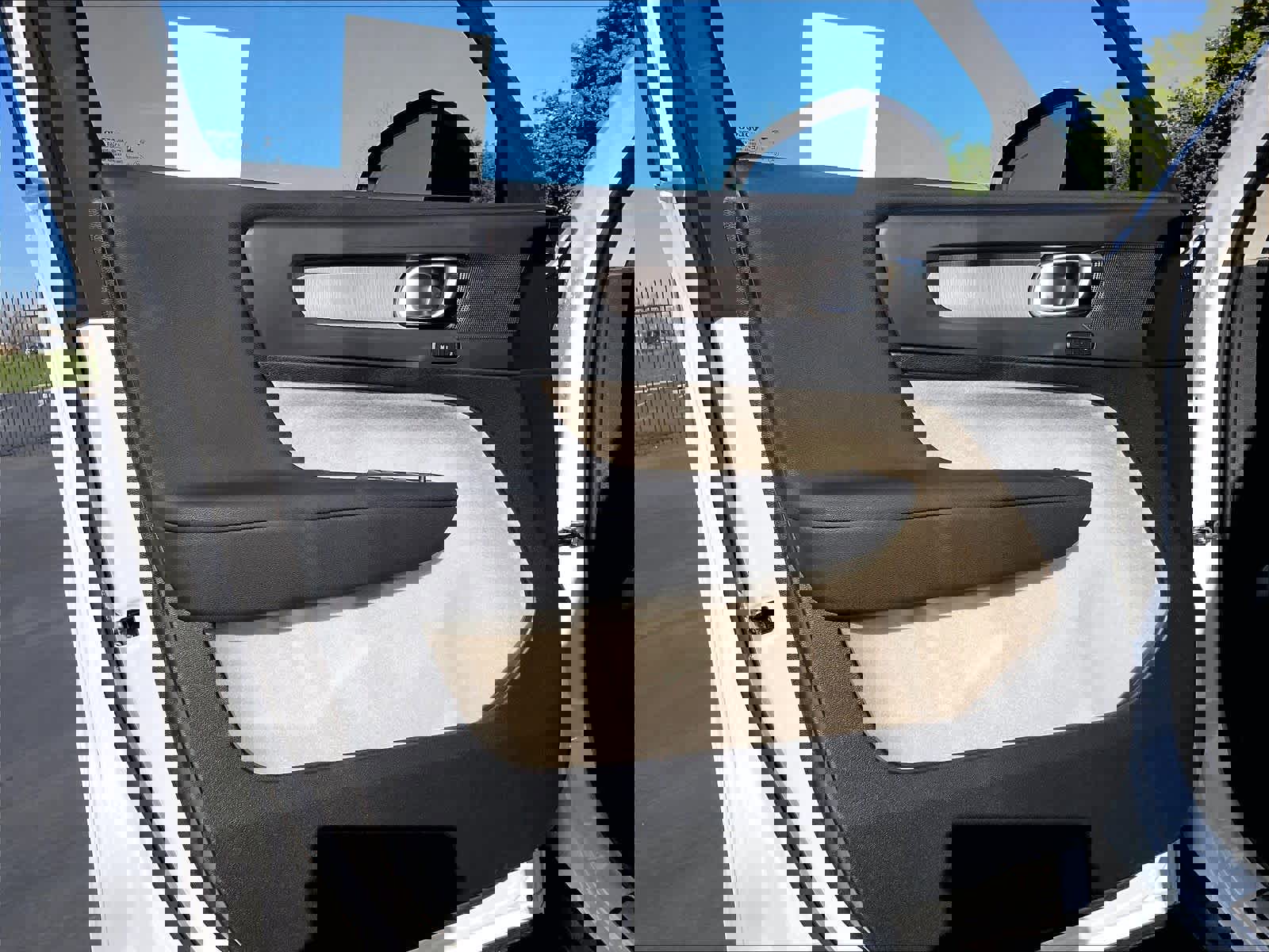 New 2026 Volvo XC40 B5 Plus w/ Protection Package Premier image 24