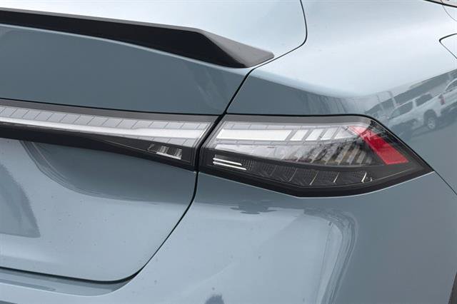 New 2027 Nissan Sentra SR w/ SR Premium Package FWD image 30