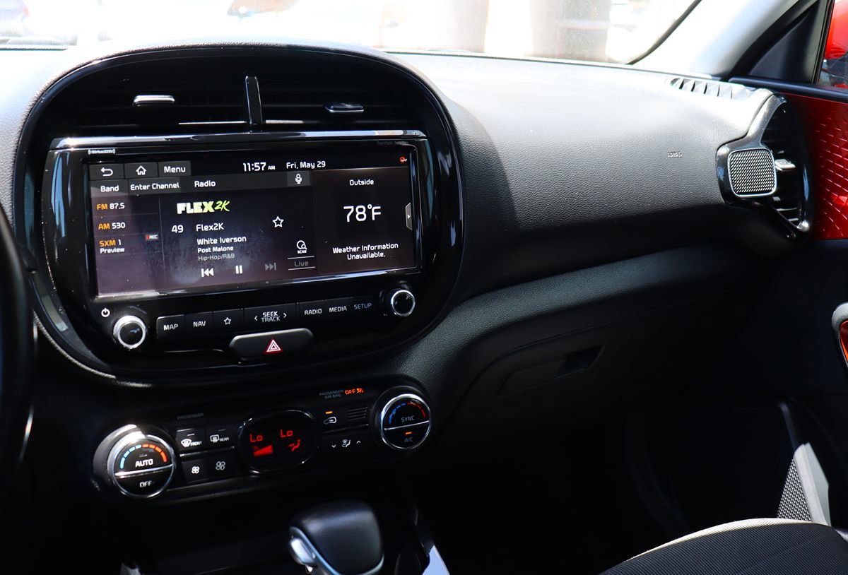 Used 2021 Kia Soul Turbo FWD image 43