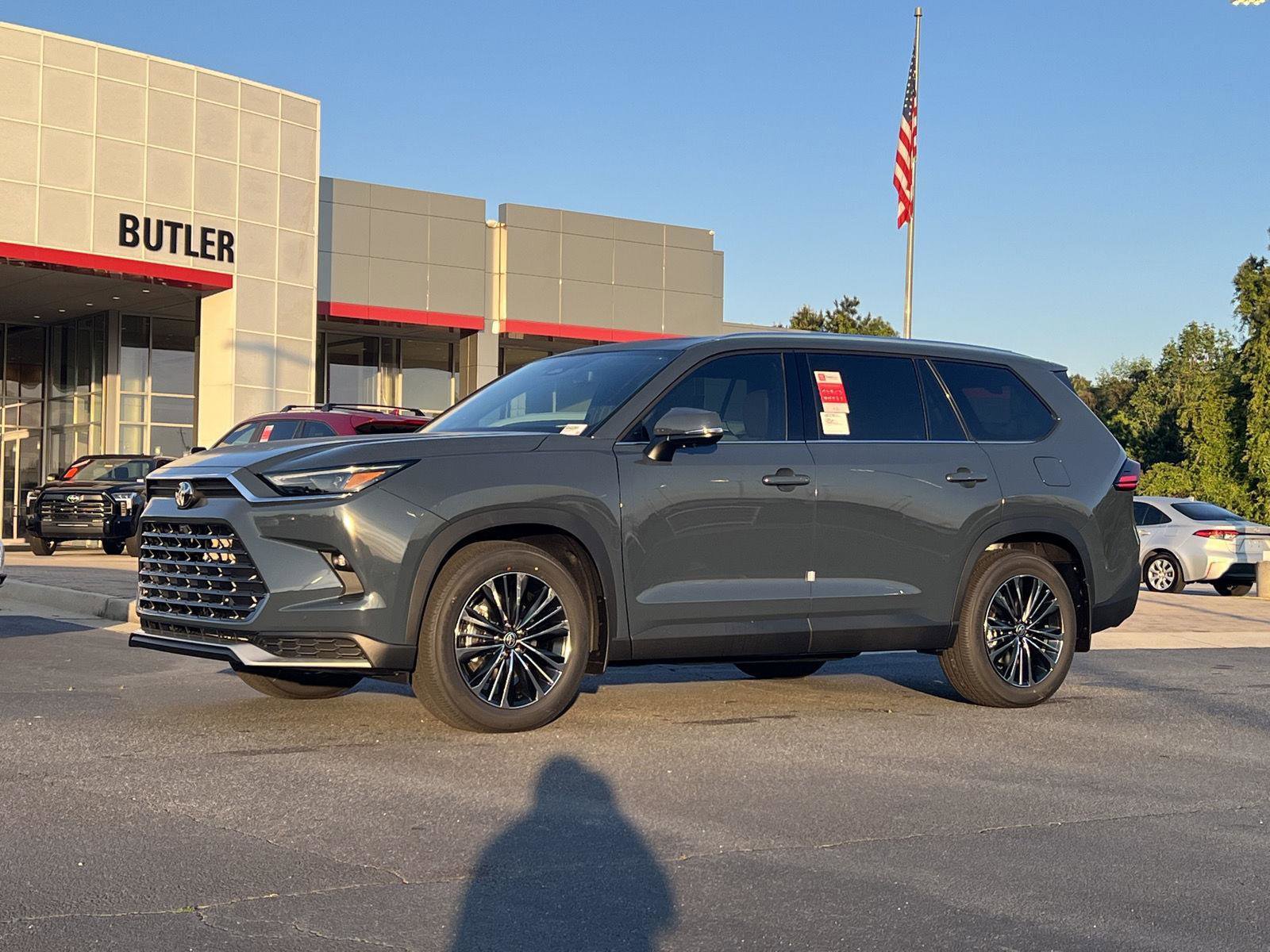 New 2026 Toyota Grand Highlander AWD Hybrid image 1
