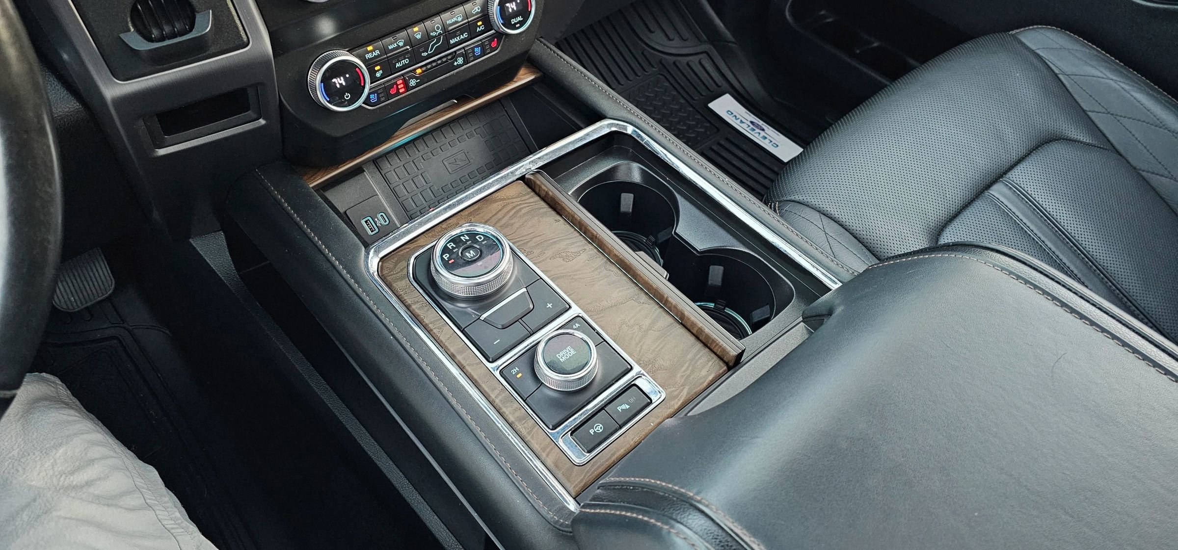 Used 2021 Ford Expedition Platinum AWD/4WD image 25