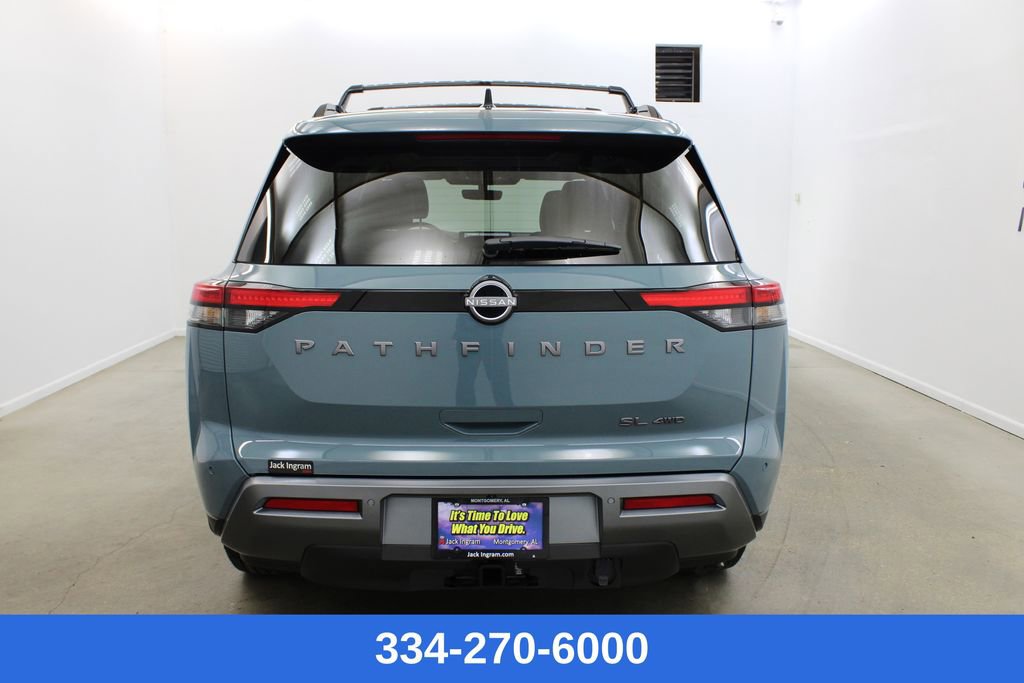 New 2026 Nissan Pathfinder SL image 3