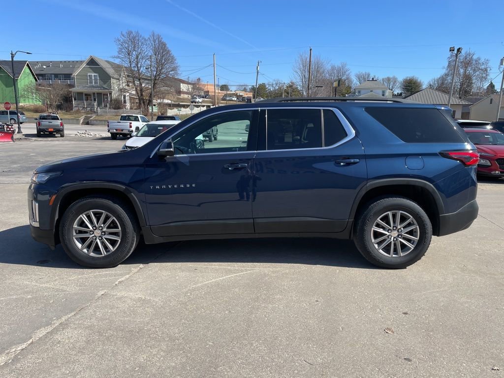 Used 2023 Chevrolet Traverse LT w/ LPO, Floor Liner Package image 2