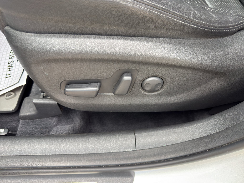 Used 2017 Hyundai Tucson Limited w/ Cargo Package AWD/4WD image 11