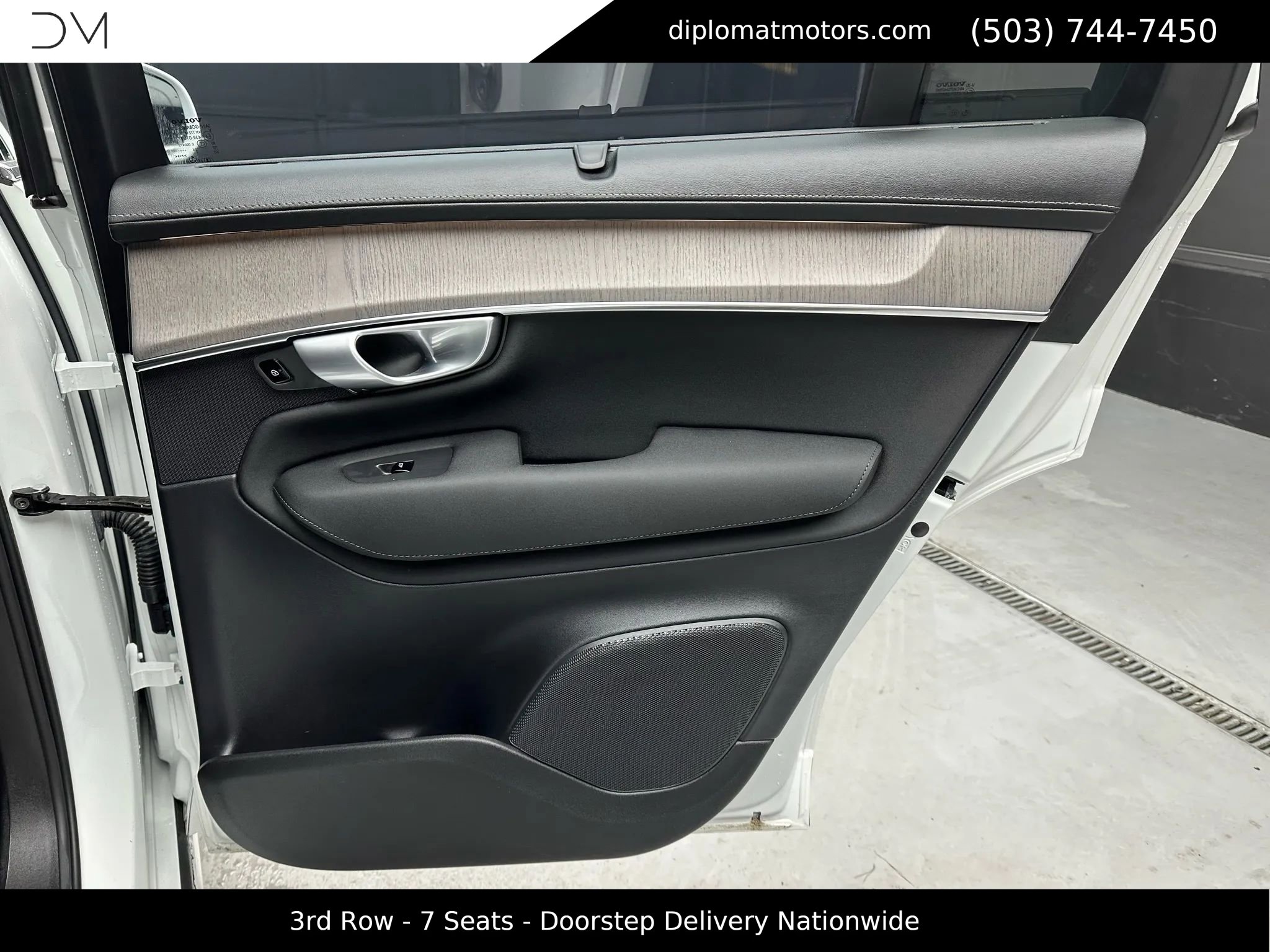 Used 2025 Volvo XC90 T8 Ultra w/ Protection Package Premier image 31