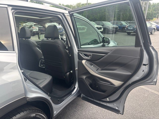 Certified 2024 Subaru Forester Limited w/ Convenience Package AWD/4WD image 40