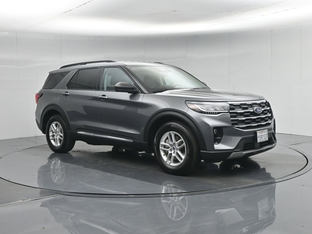 Used 2025 Ford Explorer Active w/ Active Comfort Package RWD image 28