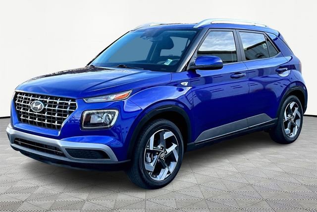 Used 2024 Hyundai Venue SEL image 3