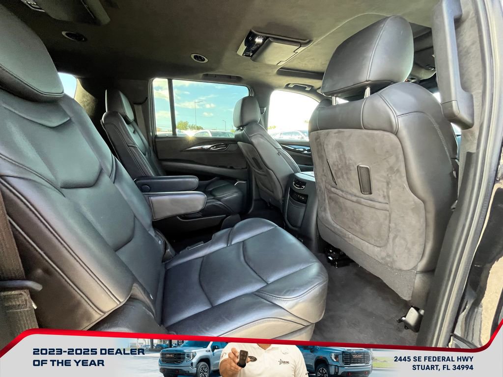 Used 2020 Cadillac Escalade ESV Platinum AWD/4WD image 19