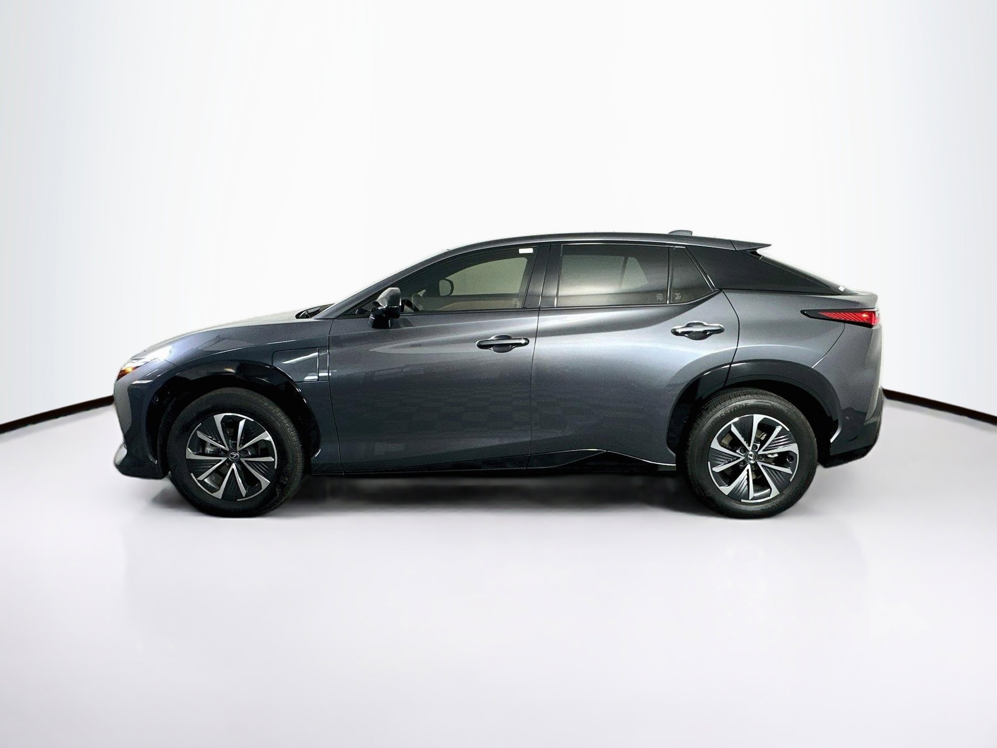 Used 2023 Lexus RZ 450e Premium w/ Technology Package AWD/4WD image 4