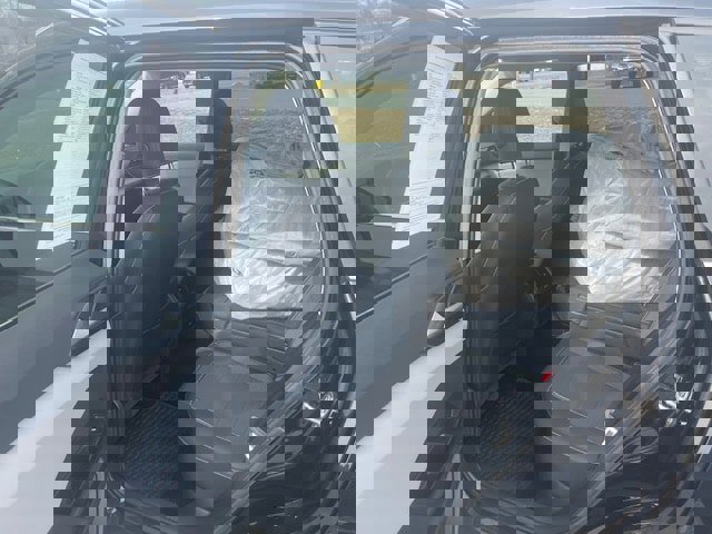 Used 2023 Volkswagen Taos SE AWD/4WD image 7