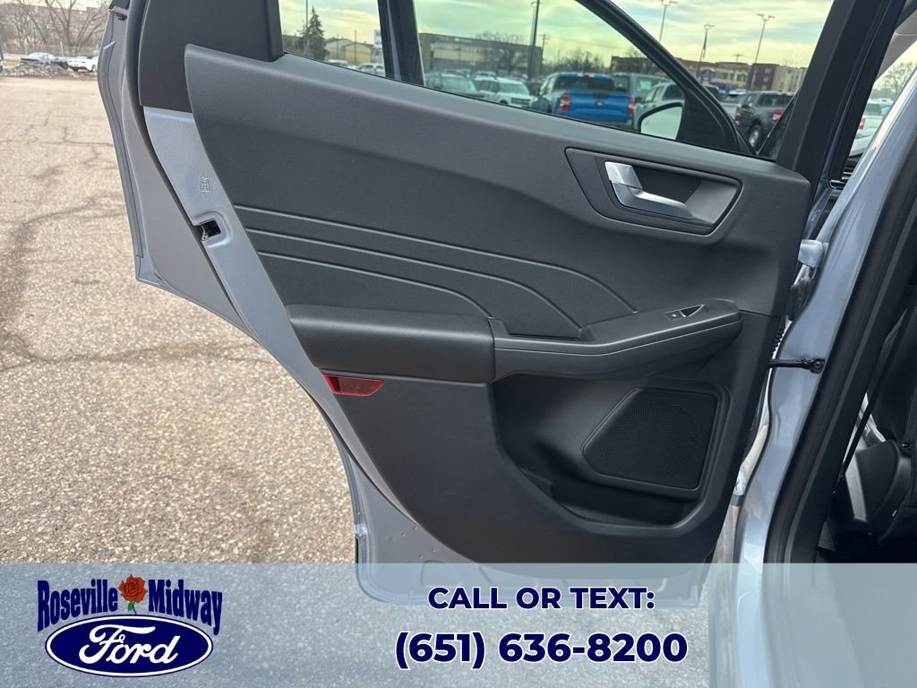 Used 2022 Ford Escape SEL AWD/4WD image 30