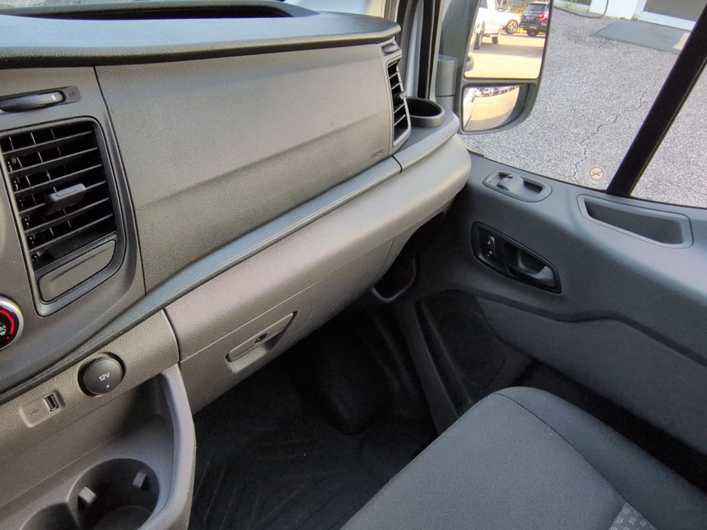 Used 2025 Ford Transit 250 Low Roof w/ Exterior Upgrade Package RWD image 17