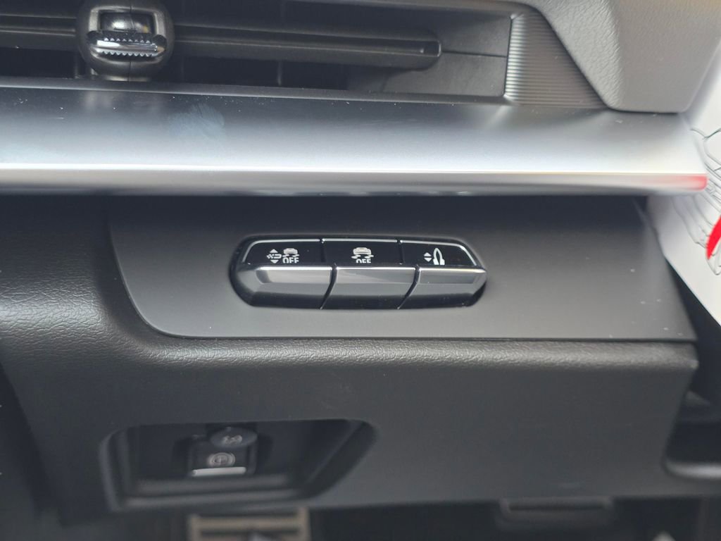 New 2026 Chevrolet Corvette Stingray Preferred Cpe w/ Z51 Performance Package image 33