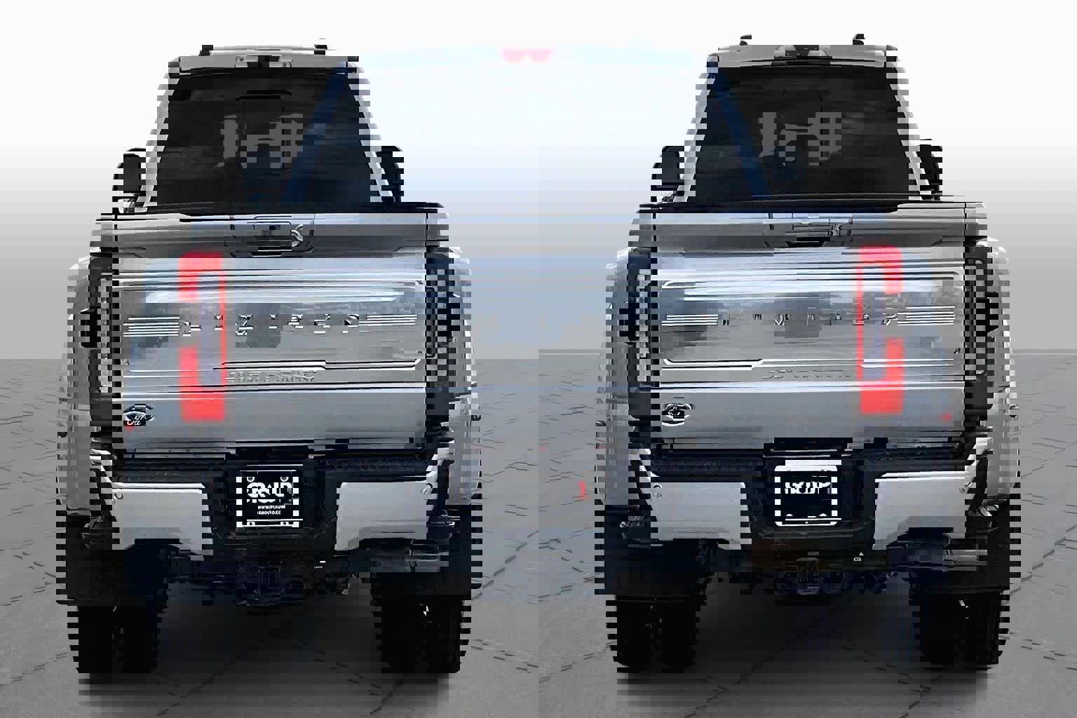 Used 2024 Ford F450 Limited image 5