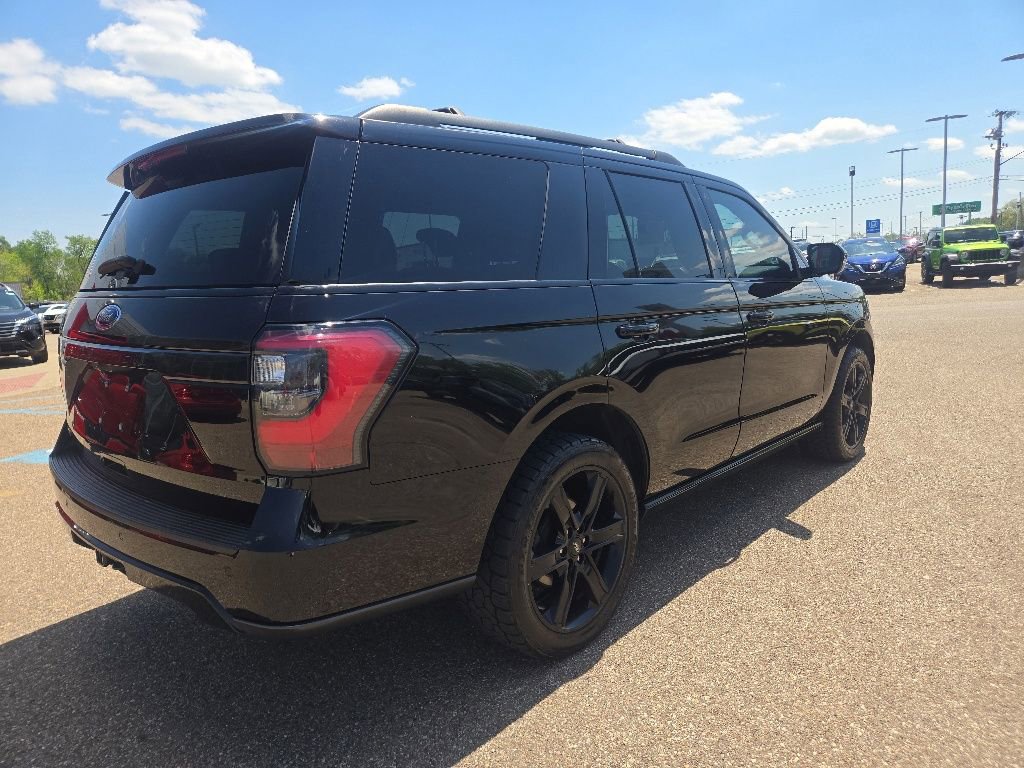 Used 2019 Ford Expedition Limited w/ Equipment Group 303A AWD/4WD image 7