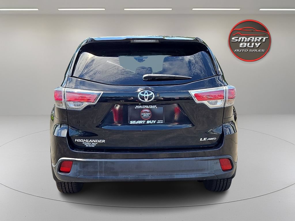 Used 2014 Toyota Highlander LE AWD/4WD image 6