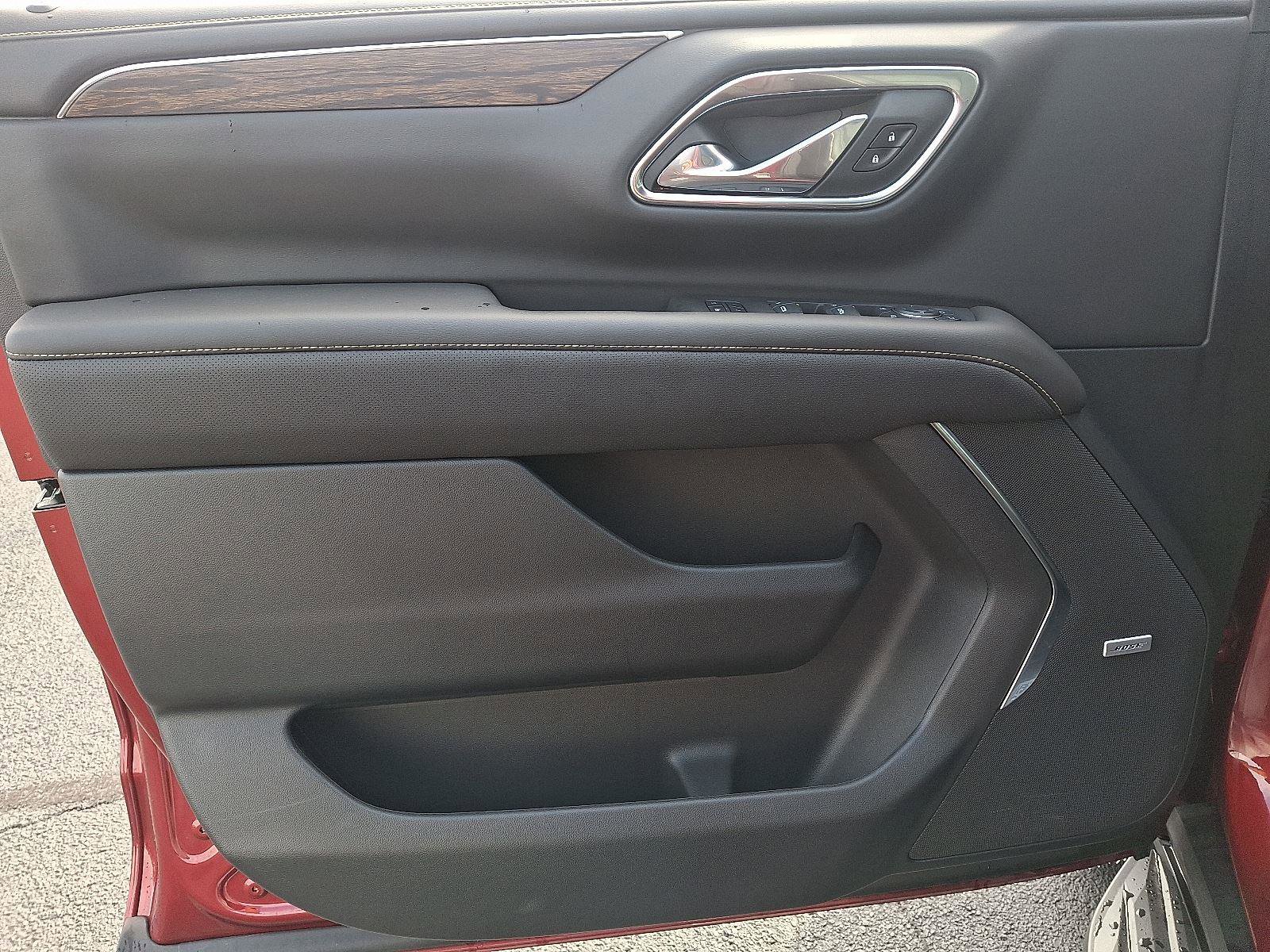 Used 2024 Chevrolet Suburban Premier w/ Premium Package image 13