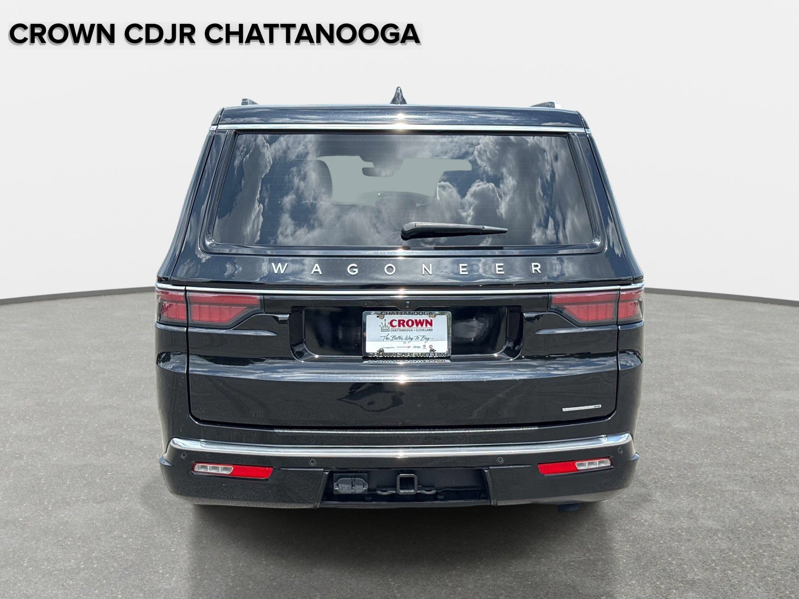Used 2024 Jeep Wagoneer L Series III w/ Flexible Seating Group AWD/4WD image 5